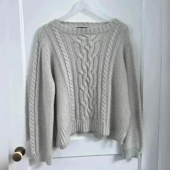 Wooden Ships AERIN CABLE CREW
LIGHTWEIGHT Mohair Wool Sweater - Picture 2 of 6